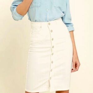 Banana Republic cream denim button front pencil skirt, size 8